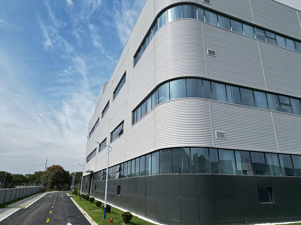 上海泰鉑科技智能工廠